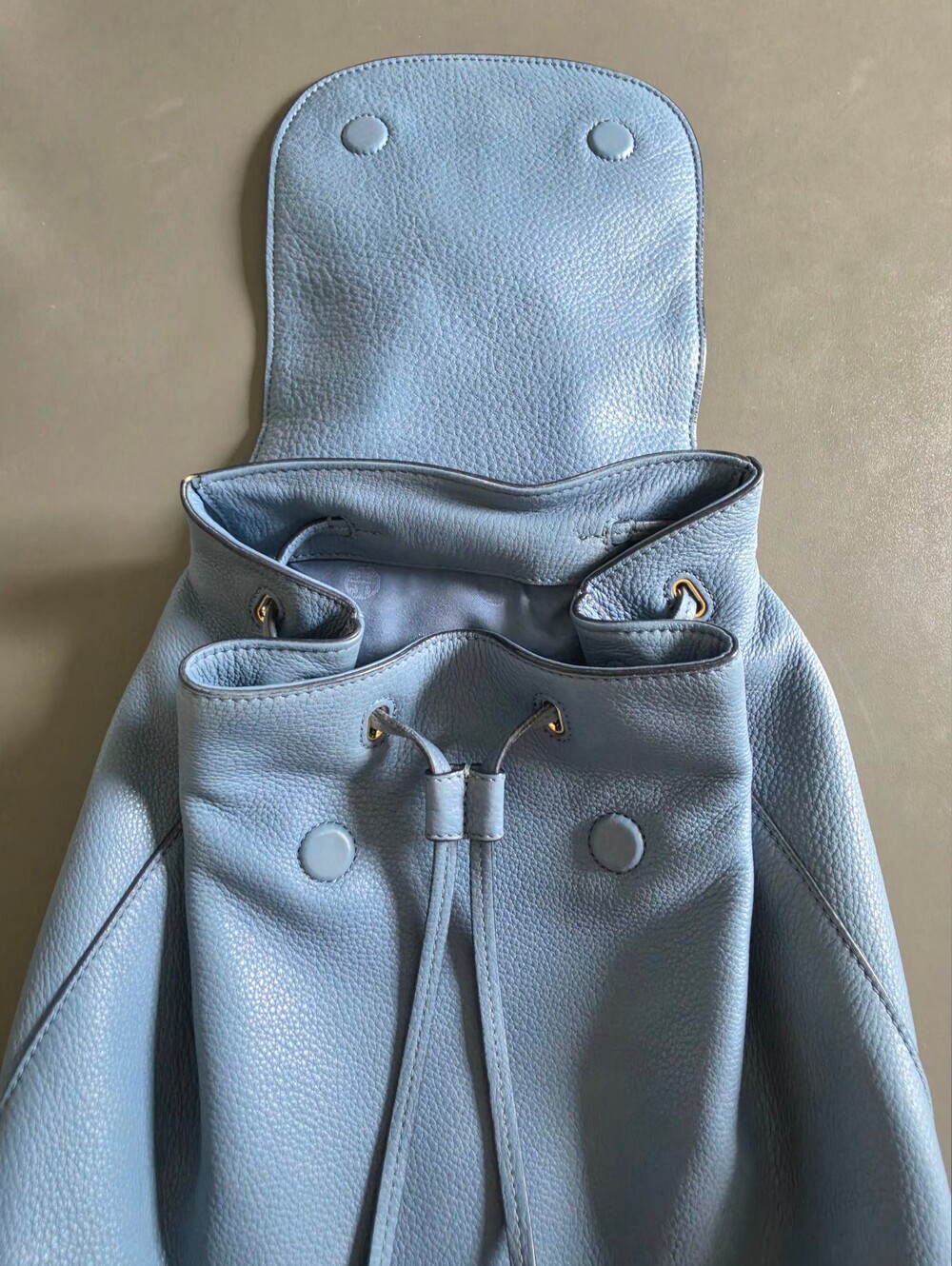 Tory Burch Genuine Leather Backpack Blue Pebbled Leather Excellent Cond. - Picture 3 of 12